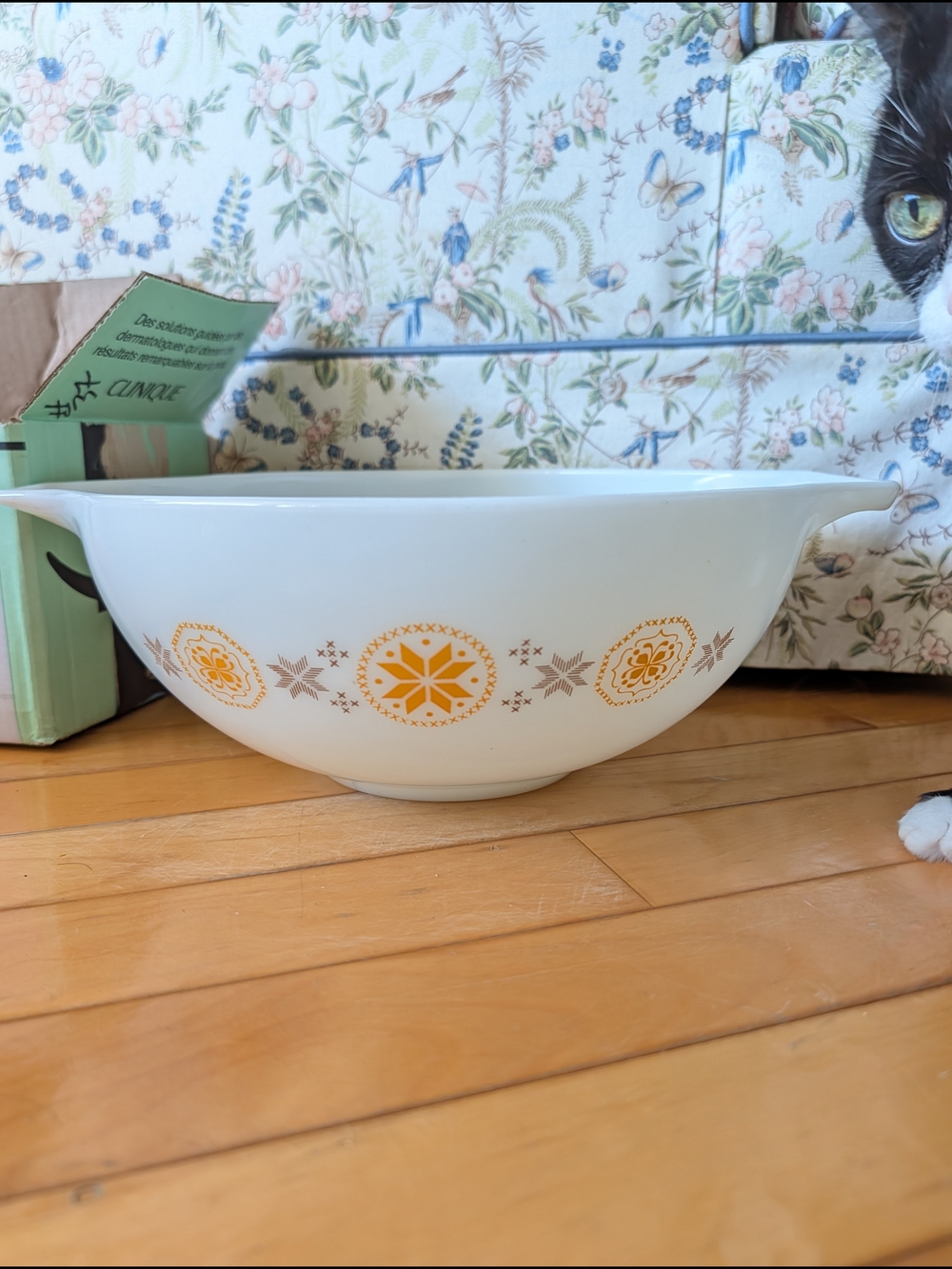 Pyrex Town And Country Mixing Bowl